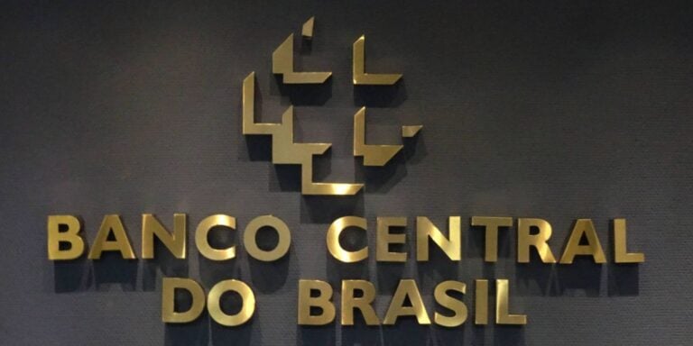 Fim Do Dinheiro De Papel Banco Central Confirma Moeda Substituta