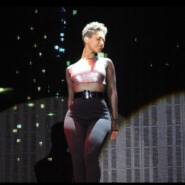 Alicia Keys Faz Primeiro Show Da Set The World On Fire Tour Em S O Paulo Veja Fotos Tv Foco