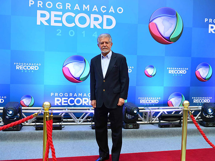 Record lança nova chamada do "Repórter Record" com Domingos Meirelles