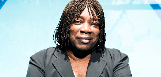 Milton Nascimento foi flagrado apenas de sunga em praia n Nordeste (Foto: Divulgação)