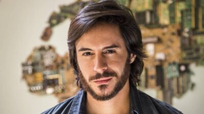 Ricardo Tozzi é o bonitão da TV Globo que faz sucesso entre os fãs (Foto: Reprodução)