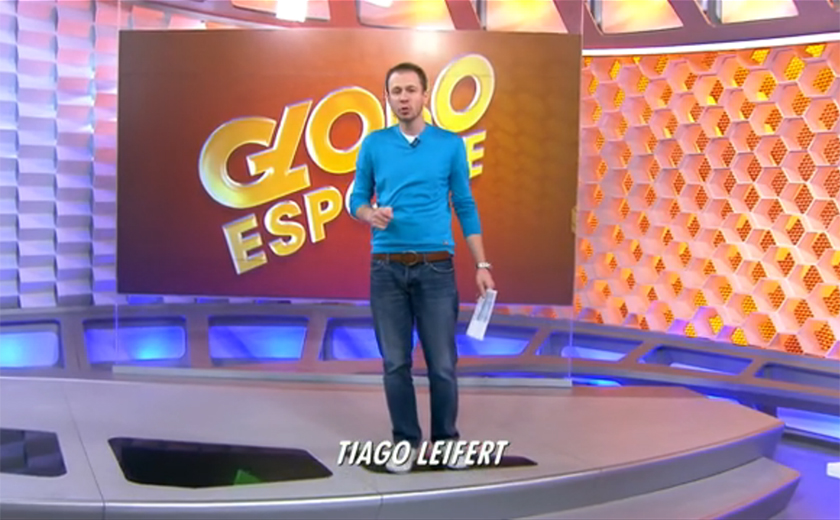 Tiago Leifert 'volta' ao Globo Esporte após 7 anos para aviso