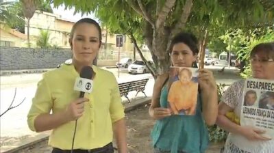 Entrevistada tem crise de risos ao vivo durante participação em telejornal
(Foto: Reprodução/ TV Verdes Mares)