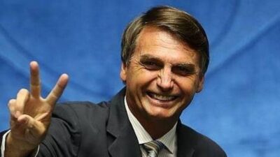 Imagem do post Bolsonaro chama repórter global de “jumenta”, após confusão