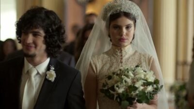 Último capítulo de Verdades Secretas teve casamento de Angel e Gui (Foto: Reprodução/Globo)