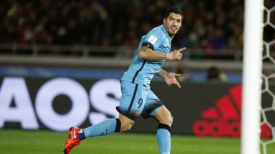 Suarez fez três gols e classificou o Barcelona para a final. (Foto: Reprodução)