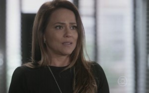 Lili (Viviane Pasmanter) em cena de "Totalmente Demais" (Foto: Reprodução/Globo)