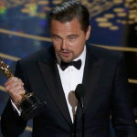 Leonardo DiCaprio recebe Oscar de melhor ator por 'O regresso'' (Foto: Mario Anzuoni/Reuters)