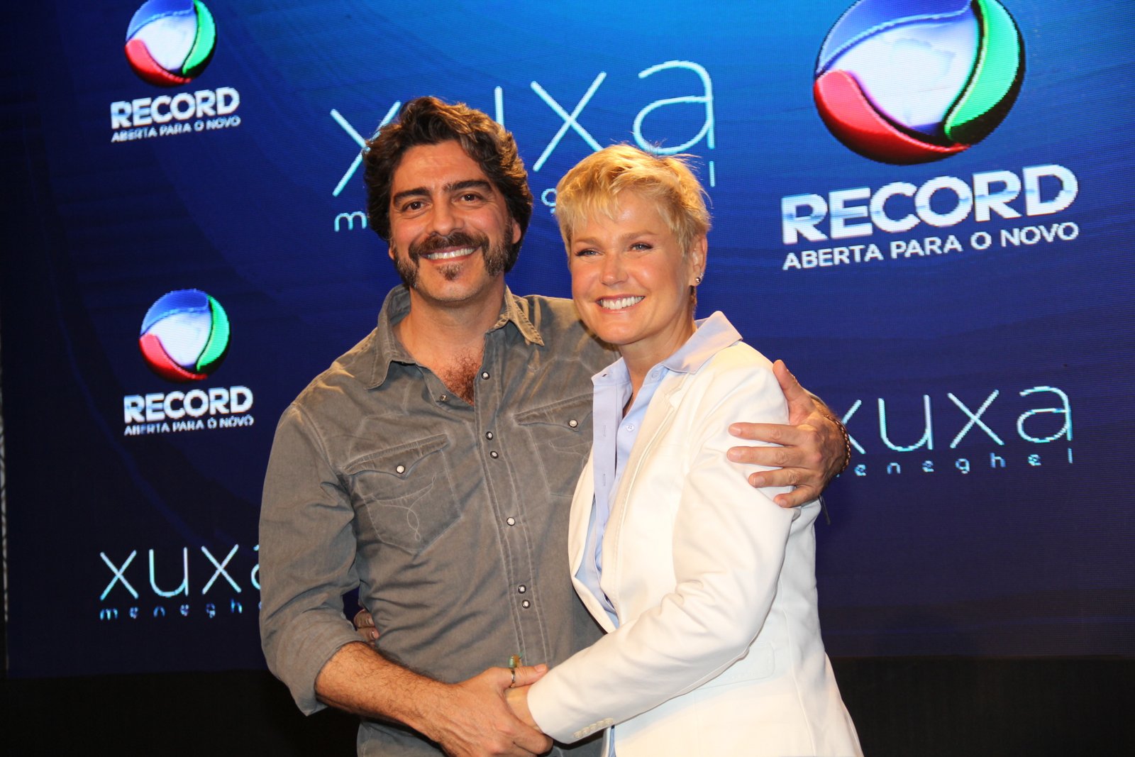 Xuxa dá detalhes sobre intimidade com Junno Andrade - TV Foco