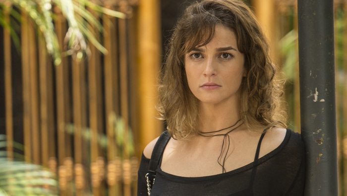 Priscila Steinman (Sofia) em cena de "Totalmente Demais" (Foto: Globo/João Cotta)