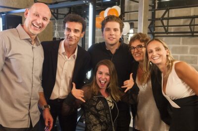 Tande, Emanuel, Caio (Thiago Fragoso), Jéssica (Laryssa Ayres), Shelda e Fabi
(Foto: Globo/Mauricio Fidalgo)