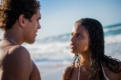 Gabriel (Felipe Roque) e Joana (Aline Dias) em cena de 