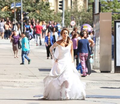 Ela acrea que o noivo a largou para ficar com outra mulher (Foto: Carol Caminha/Gshow)