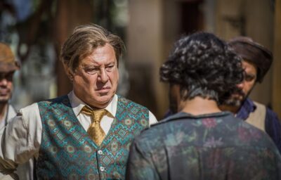 Afrânio (Antonio Fagundes) e Miguel (Gabriel Leone) em cena de 