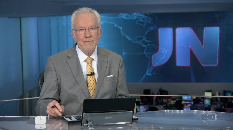 Alexandre Garcia no comando do "Jornal Nacional" (Foto: Reprodução/Globo)