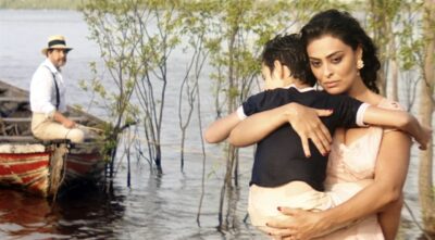 Zana (Juliana Paes) e Halim (Antonio Calloni) em cena de 'Dois Irmãos'
(Foto: Globo/Divulgação)