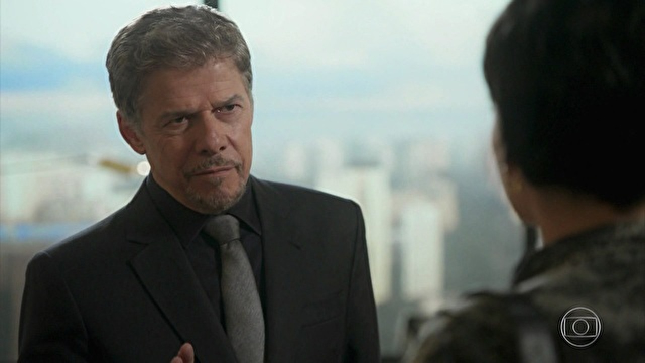 Tião (José Mayer) em cena de "A Lei do Amor" (Foto: Reprodução/Globo)