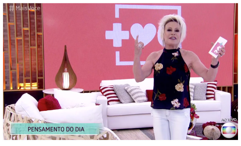 Ana Maria Braga Volta De Férias Com Novo Cenário E Visual Confira Como Ficou Tv Foco 