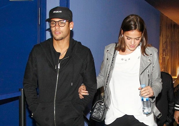 Bruna Marquezine, curtindo folga com Neymar (Foto: Reprodução)