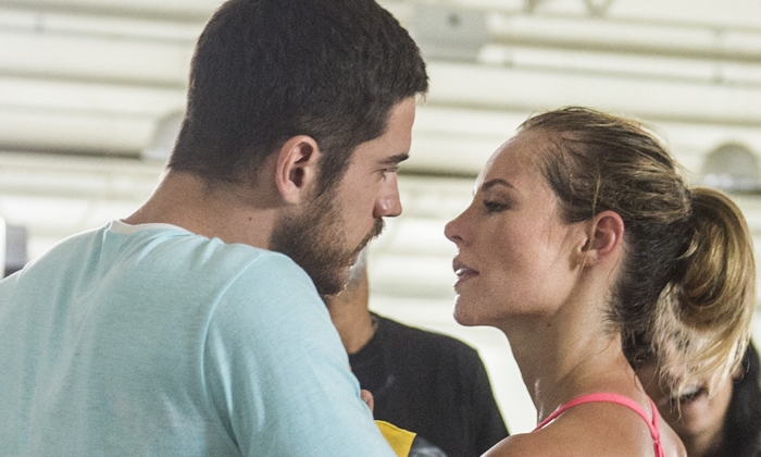 Jeiza (Paolla Oliveira) e Zeca (Marco Pigossi). (Foto: TV Globo)