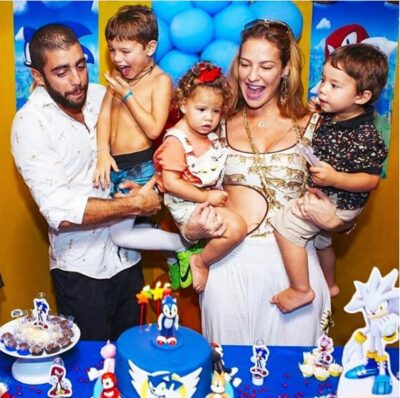 Luana Piovani e Pedro Scooby com seus filhos: Dom, Bem e Liz (Foto: Reprodução/Instagram)