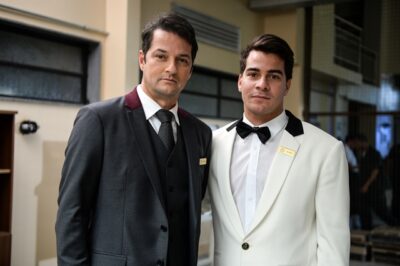 Malagueta (Marcelo Serrado) e Julio (Thiago Martins)
(Foto: Globo/Raquel Cunha)