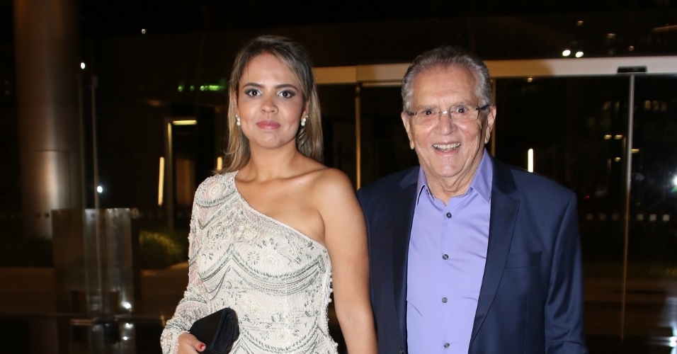 Renata Domingues e Carlos Alberto de Nóbrega (Foto: Reprodução)