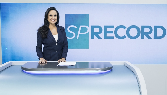 Carla Cecato no "SP Record" (Foto: Edu Moraes/Record)