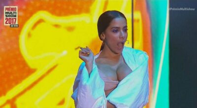 Anitta apresentou medley de Will I See You, Is That For Me, Paradinha e Sua Cara. Foto: Multishow/Reprodução