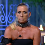 Rita Cadillac em noite de eliminação na Fazenda (Foto reprodução)