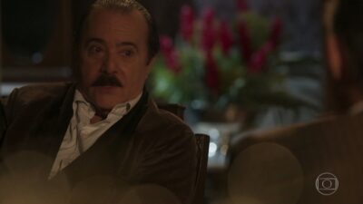 José Augusto (Tony Ramos) em cena de Tempo de Amar
(Foto: Reprodução/Globo)