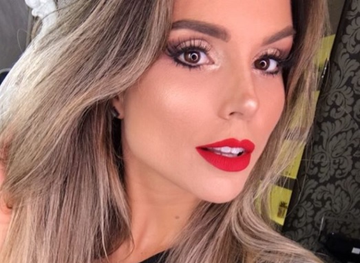 Flávia Viana revela o que fará com o prêmio do reality da Record.