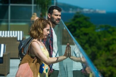 Gabriela (Camila Morgado) e Rafael (Carmo Dalla Vecchia) em cena de Malhação: Vidas Brasileiras
(Foto: Globo/Raquel Cunha)