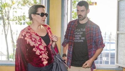 Isadora (Ana Beatriz Nogueira) e Rafael (Carmo Dalla Vecchia) em cena de Malhação
(Foto: Globo/Paulo Belote)