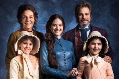 A família Machado de O Tempo Não Para, novela das sete da Globo
(Foto: Globo/João Miguel Júnior)