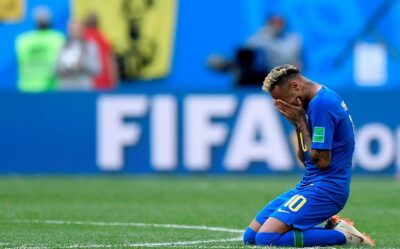 Imagem do post Neymar é avisado de morte de ente querido e jogador precisa ser amparado: “foi um herói para mim”