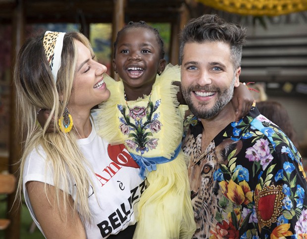 Filha De Bruno Gagliasso E Giovanna Ewbank Ganha Festa De Aniversário E Trupe De Famosos Marcam 