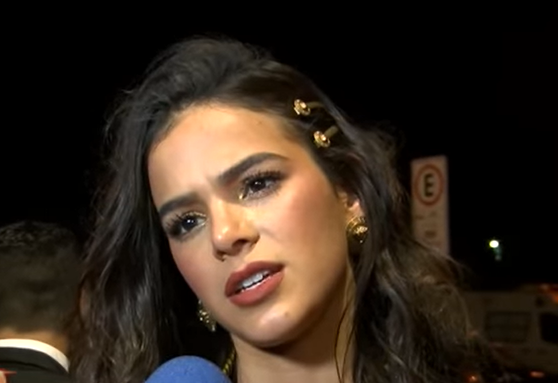 Bruna Marquezine falou sobre boatos de fim de relacionamento com Neymar (Foto reprodução) 