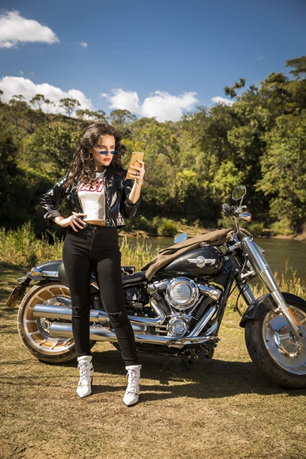 Mariane (Kéfera Buchmann) em Espelho da Vida (Foto: Globo/João Miguel Junior)