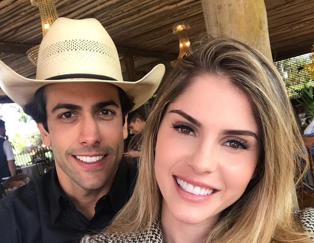 Bárbara Evans e Gustavo Theodoro vão se casar em cerimônia luxuosa (Foto: Reprodução)