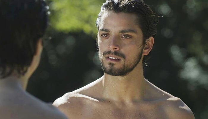 Ernesto (Rodrigo Simas) em cena de Orgulho e Paixão (Foto: Divulgação/Globo)