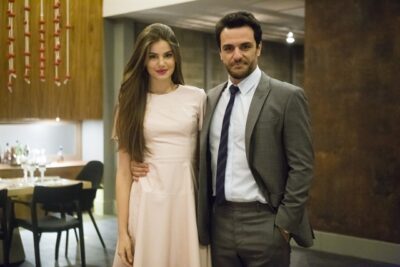 Angel (Camila Queiroz) e Alex (Rodrigo Lombardi) em Verdades Secretas
(Foto: Globo/Tata Barreto)