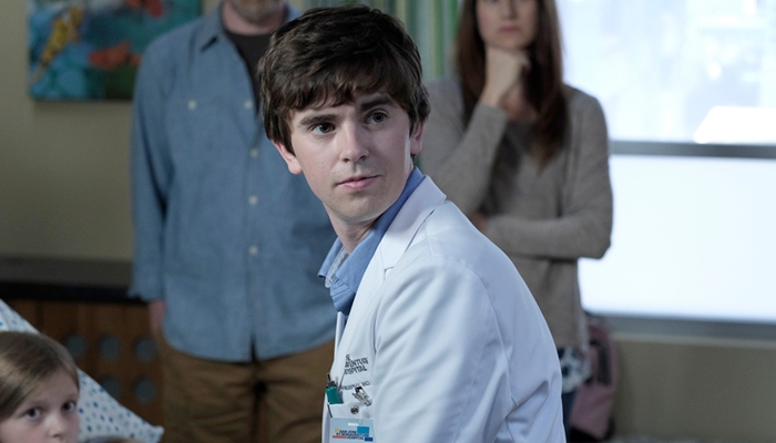 O ator Freddie Highmore em cena da série The Good Doctor (Foto: Divulgação/ABC)