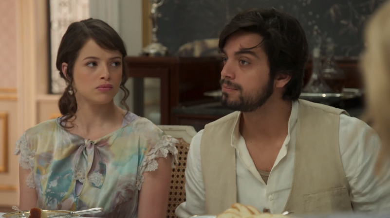 Agatha Moreira (Ema) e Rodrigo Simas (Ernesto) em cena de Orgulho e Paixão (Foto: Reprodução/Globo)