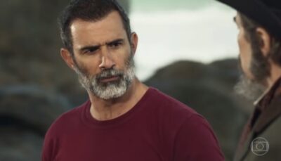 O pescador passará por apuros (Foto: Reprodução/Globo)