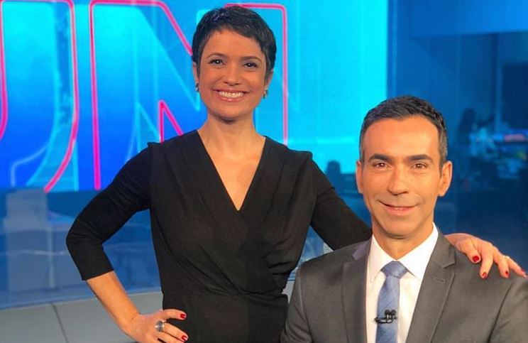 Sandra Annemberg e César Tralli no comando do Jornal Nacional (Foto: Reprodução/Instagram)