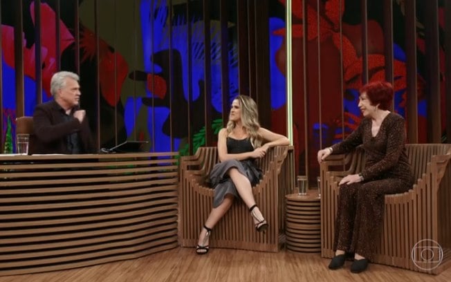 Ingrid Guimarães e Berta Loran em "Conversa com Bial" (Foto: Reprodução / Globo)