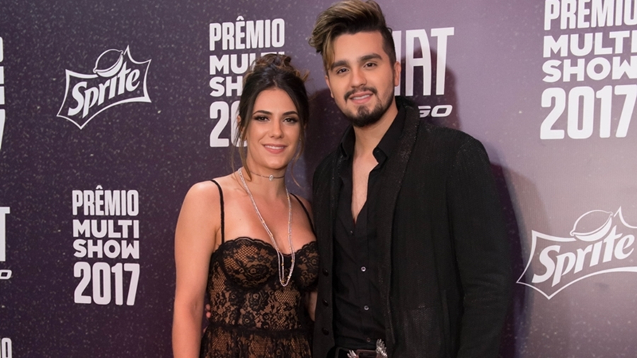 O cantor sertanejo Luan Santana e sua noiva, Jade Magalhães (Foto: Divulgação)