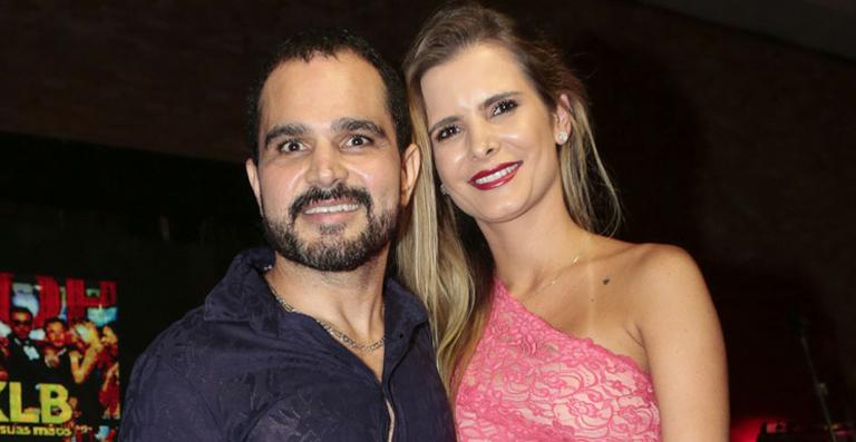 Luciano Camargo e Flávia Fonseca (Foto: Reprodução)