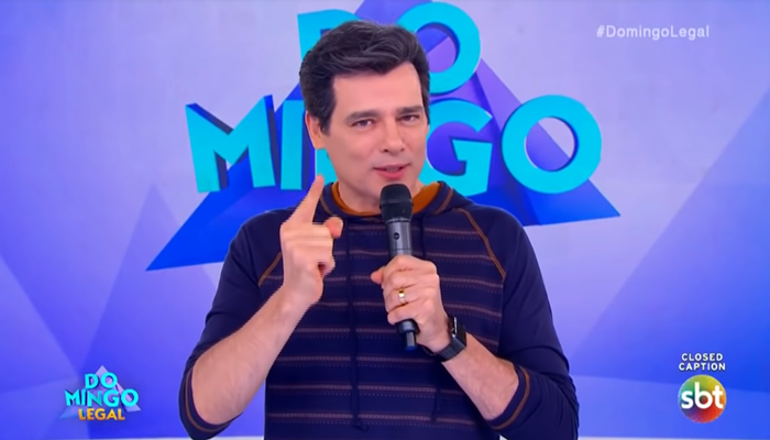 Horário de Celso Portiolli aos domingos volta ao normal no SBT e  apresentador vem com novidades - TV Foco